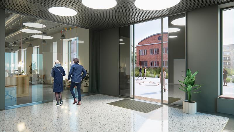 Lobby/indgang til kontor stueetage l i Fristrup Hus med mennesker